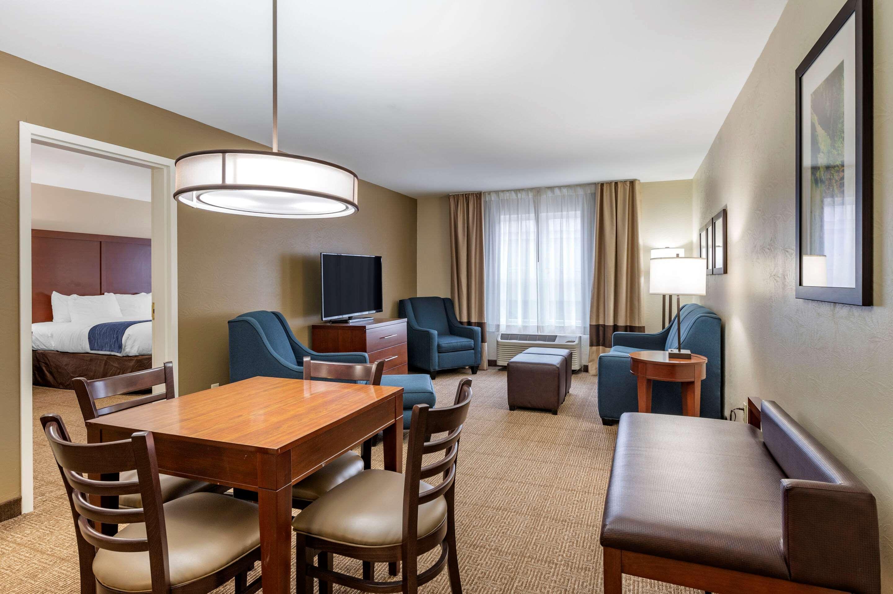 Comfort Inn & Suites Northern Kentucky Wilder Eksteriør bilde