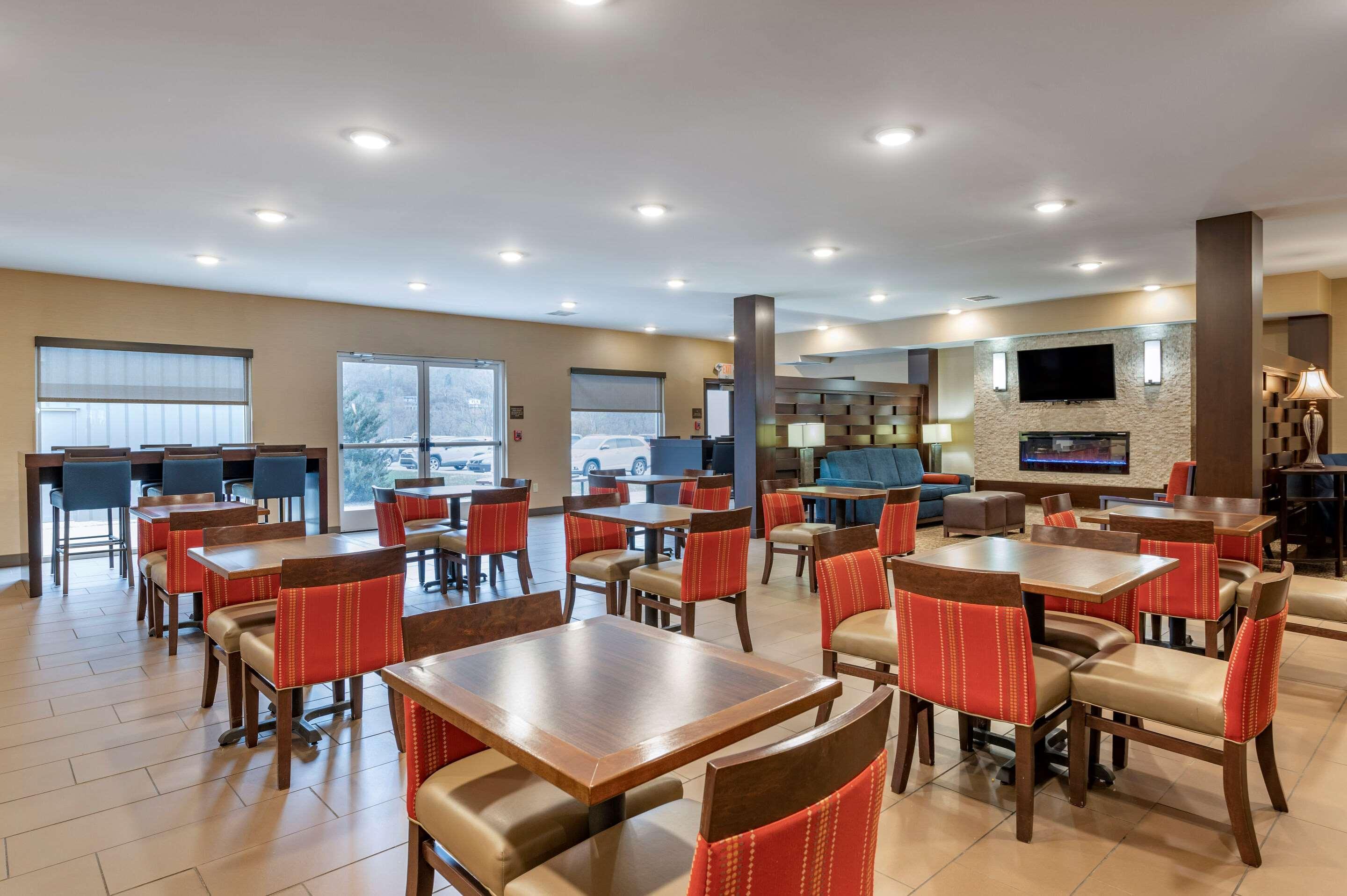 Comfort Inn & Suites Northern Kentucky Wilder Eksteriør bilde